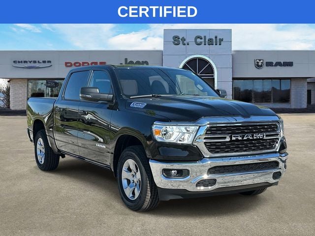 2024 RAM 1500 Big Horn Crew Cab 4x4 5'7' Box in Diamond Black Crystal Pearlcoat — front three-quarter view