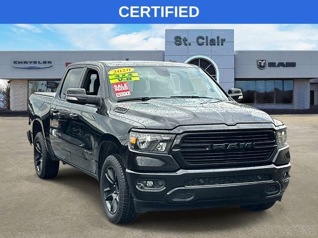 2020 RAM 1500 Big Horn Crew Cab 4x4 5'7' Box in Diamond Black Crystal Pearlcoat — front three-quarter view