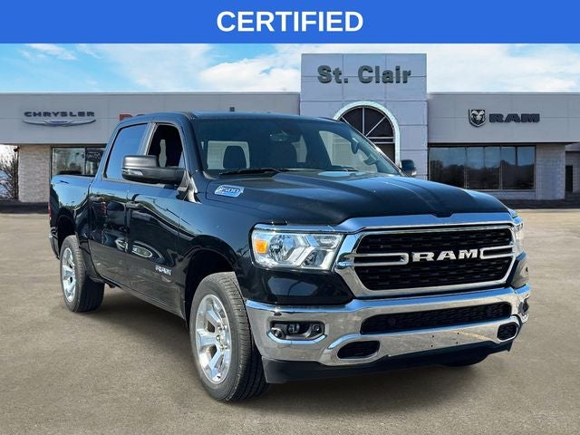 2023 RAM 1500 Big Horn Crew Cab 4x4 5'7' Box in Diamond Black Crystal Pearlcoat — front three-quarter view